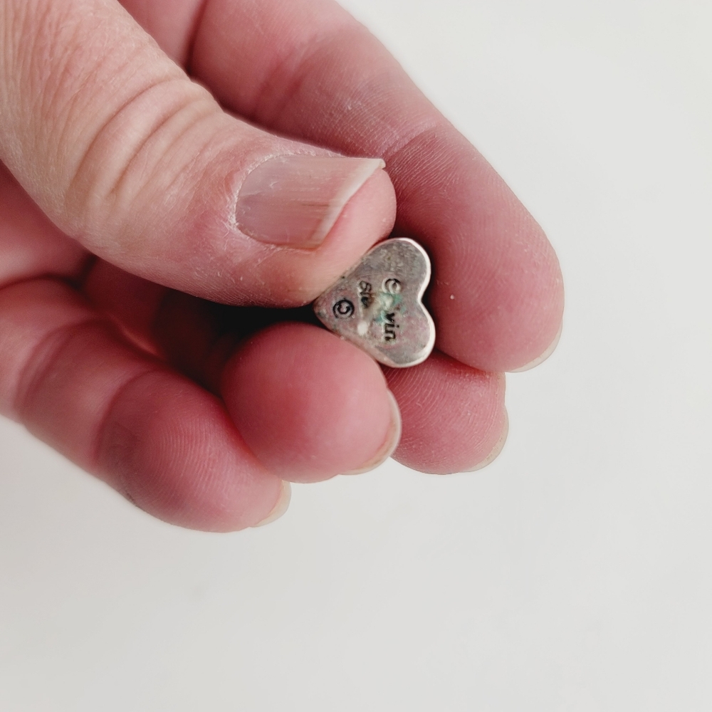 Spiny Oyster And Opal Heart Stud Earrings - Picture 3 of 3